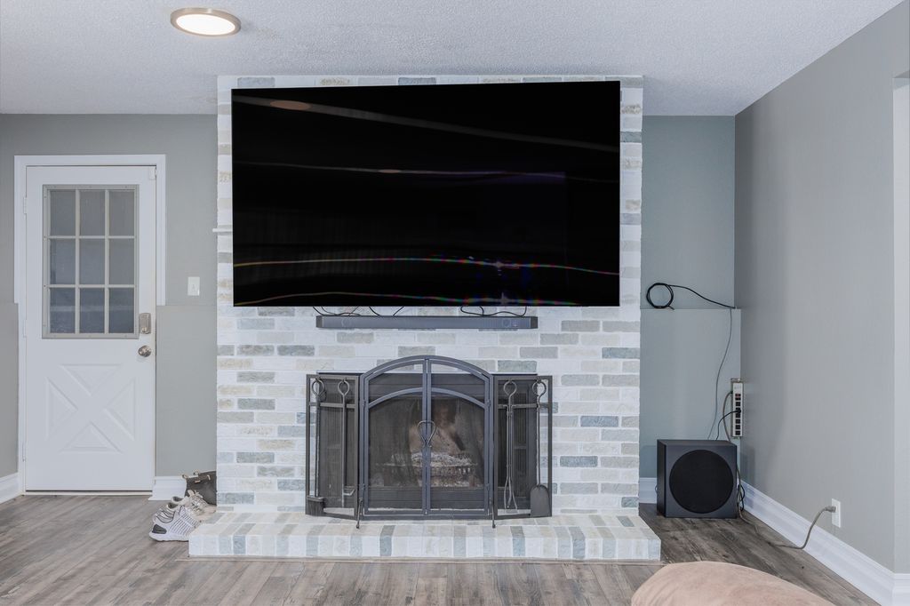 Image 27 of property listing at 520 Cottonwood Drive, Salem, IL 62881