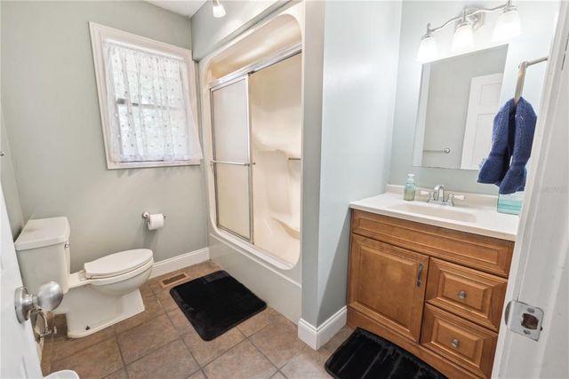 8290 MELROSE ROAD, Melrose, FL 32666