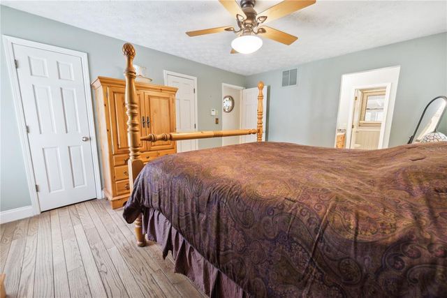 8290 MELROSE ROAD, Melrose, FL 32666