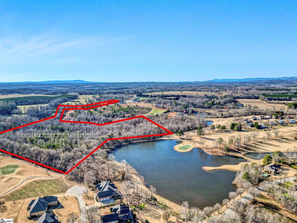 N 14 Highway, Landrum, SC 29356
