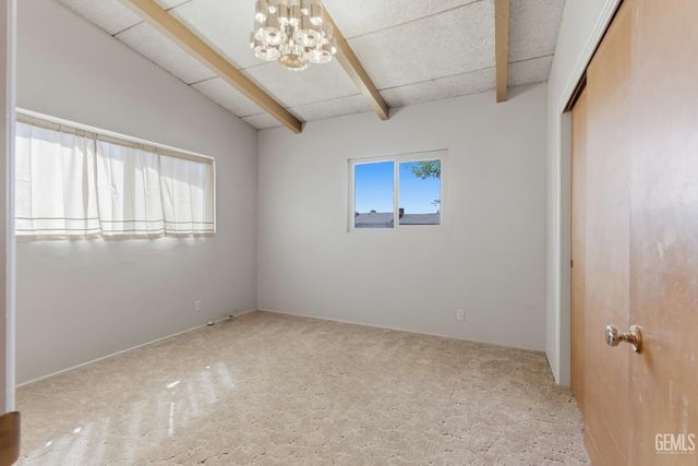 8608 Ponderosa Avenue, Bakersfield, CA 93306