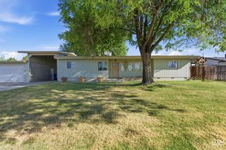 8608 Ponderosa Avenue, Bakersfield, CA 93306