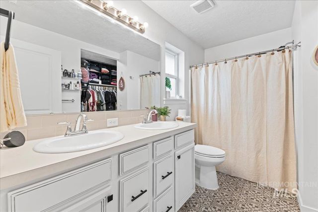 16998 N Cornwallis Way, Nampa, ID 83687