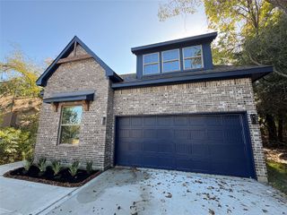 109 Cove Point, Conroe, TX 77356