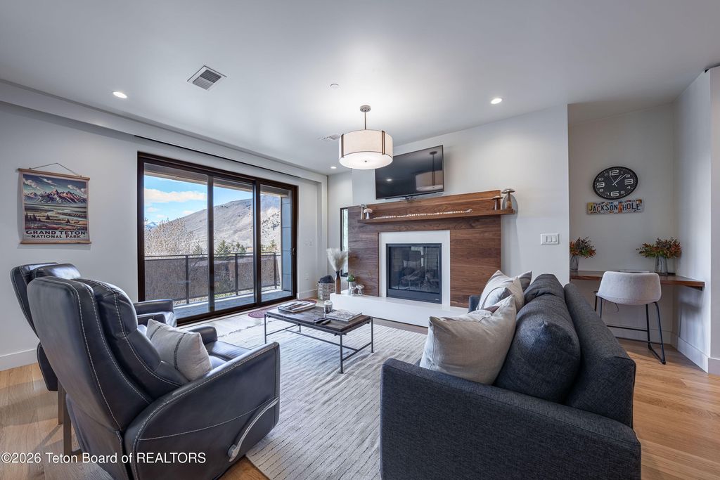 680 S CACHE 501, Jackson, WY 83001 photo 14