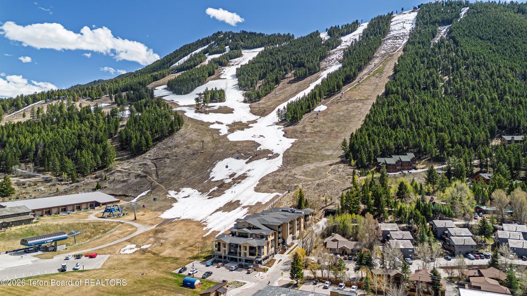 680 S CACHE 501, Jackson, WY 83001 photo 7