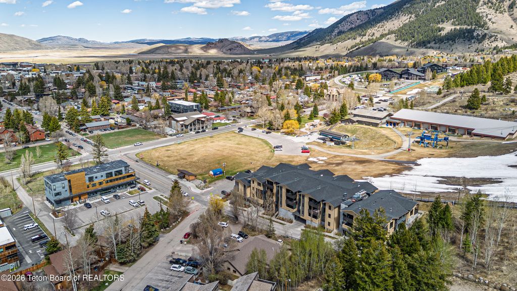 680 S CACHE 501, Jackson, WY 83001 photo 8