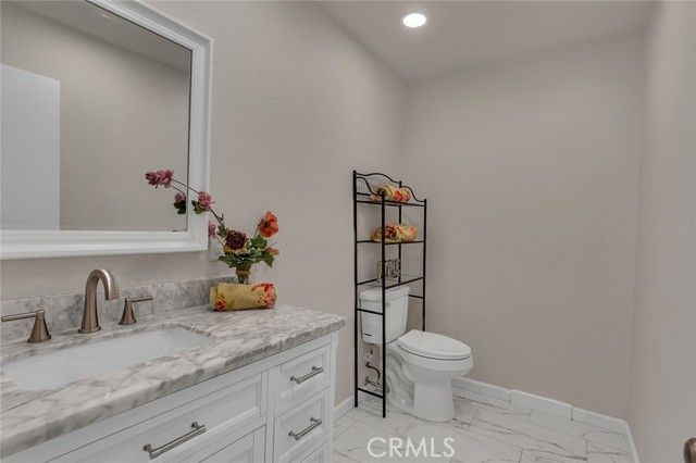 3061 El Capitan, Merced, CA 95340