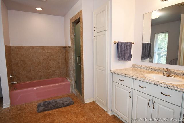 98686 S 4540 Road, Vian, OK 74962