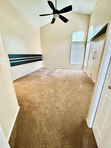 5121 FAIRWAY ONE DRIVE, Valrico, FL 33596