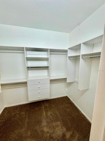 5121 FAIRWAY ONE DRIVE, Valrico, FL 33596