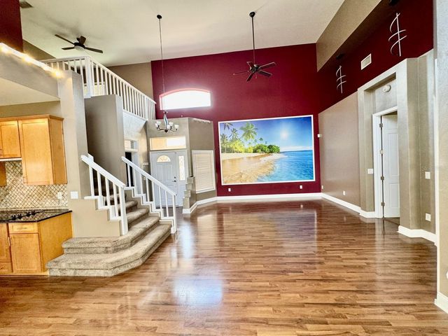 5121 FAIRWAY ONE DRIVE, Valrico, FL 33596