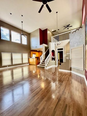 5121 FAIRWAY ONE DRIVE, Valrico, FL 33596