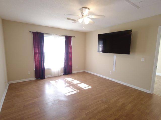 107 Shawnee Ct, Dothan, AL 36303