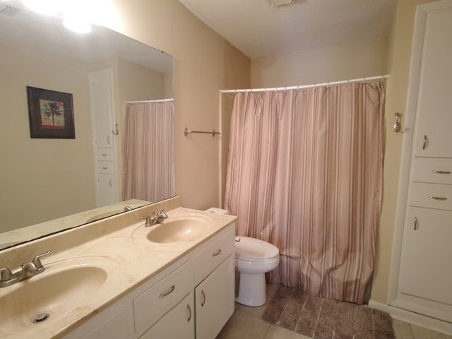 107 Shawnee Ct, Dothan, AL 36303