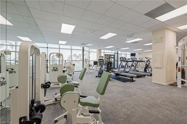 4651 Gulf Shore BLVD N # 805, Naples, FL 34103