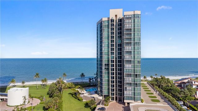 4651 Gulf Shore BLVD N # 805, Naples, FL 34103