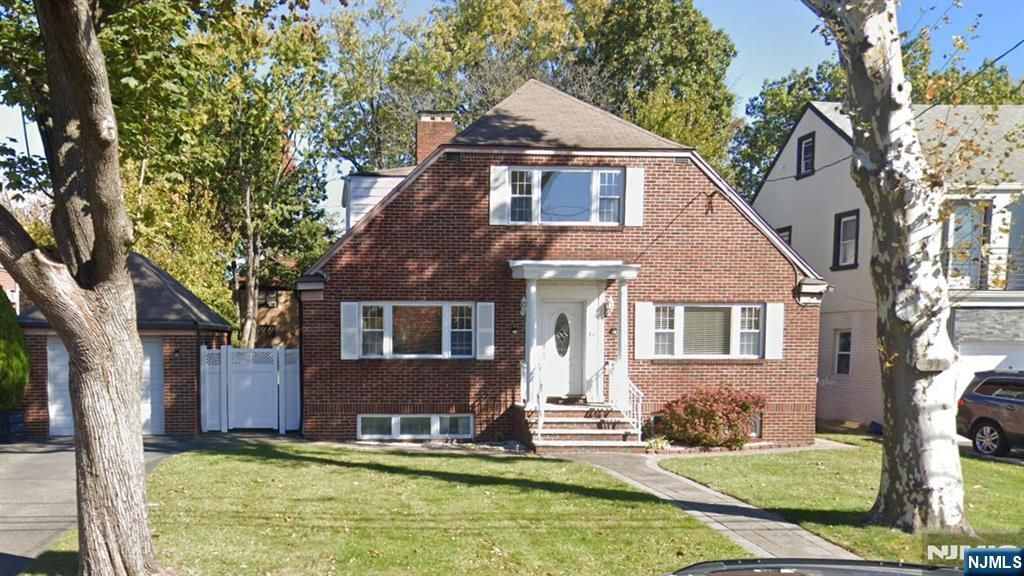 97 Riverview Avenue, Cliffside Park, NJ 07010