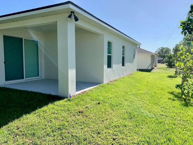 21475 SEATON AVENUE, Port Charlotte, FL 33954