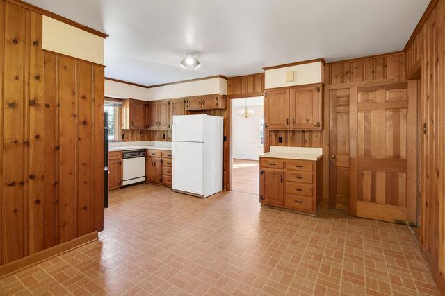 685 S PERKINS RD, Memphis, TN 38117