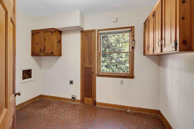 685 S PERKINS RD, Memphis, TN 38117