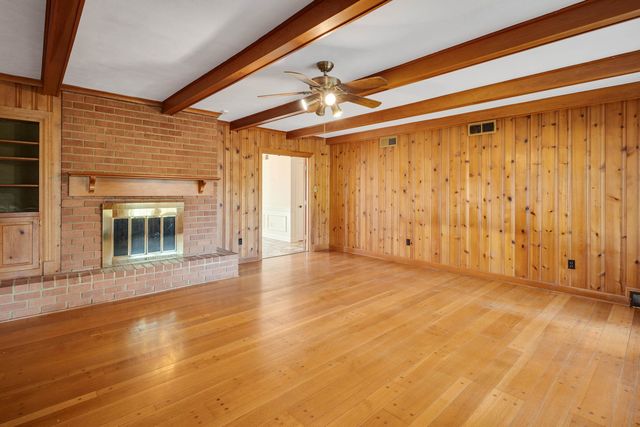 685 S PERKINS RD, Memphis, TN 38117