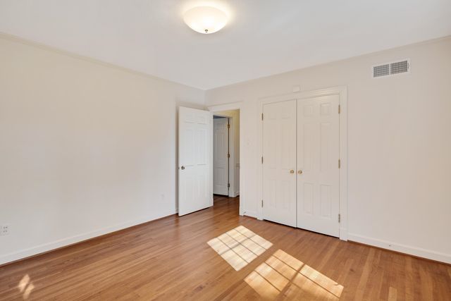 685 S PERKINS RD, Memphis, TN 38117