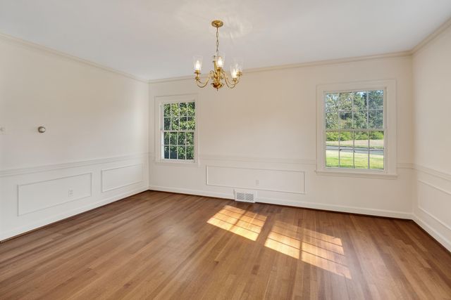 685 S PERKINS RD, Memphis, TN 38117