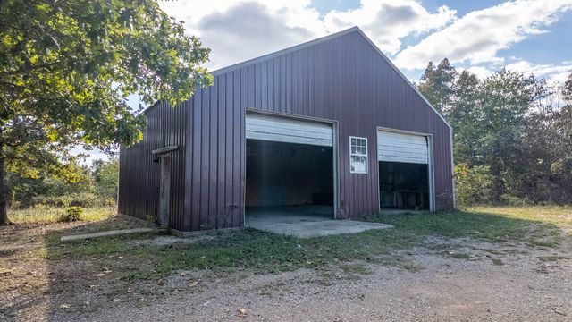 1150 Aa Highway, Alton, MO 65606