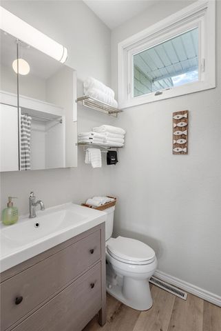 15401 FORTUNA BAY Dr 104, Corpus Christi, TX 78418