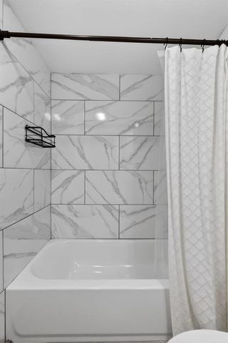 545 Oaks Lane 409, Pompano Beach, FL 33069