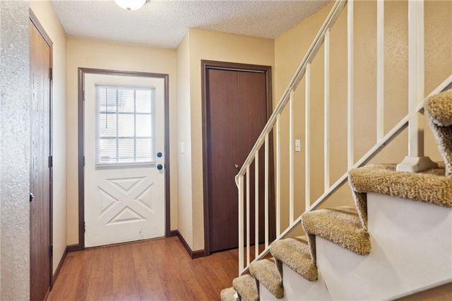 6813 NW MOKANE Avenue, Kansas City, MO 64151