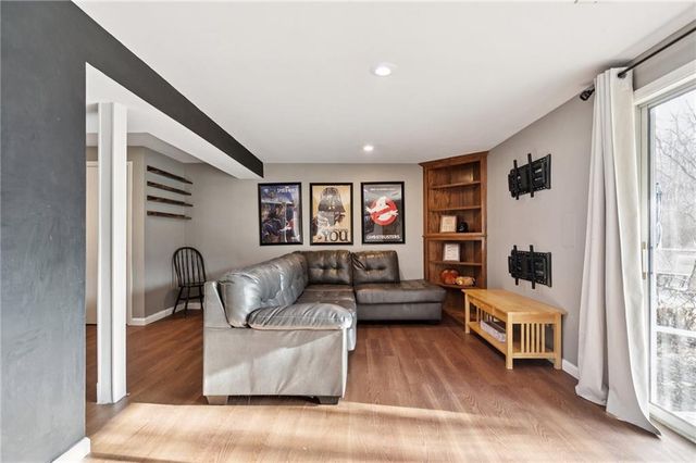 6813 NW MOKANE Avenue, Kansas City, MO 64151