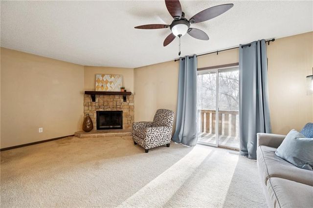 6813 NW MOKANE Avenue, Kansas City, MO 64151