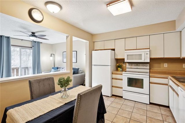 6813 NW MOKANE Avenue, Kansas City, MO 64151