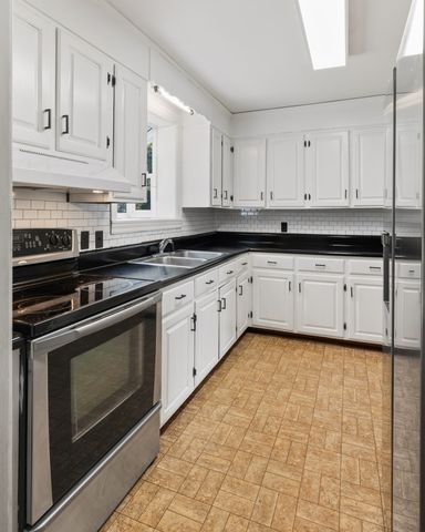764 Maple St, Lewisburg, TN 37091