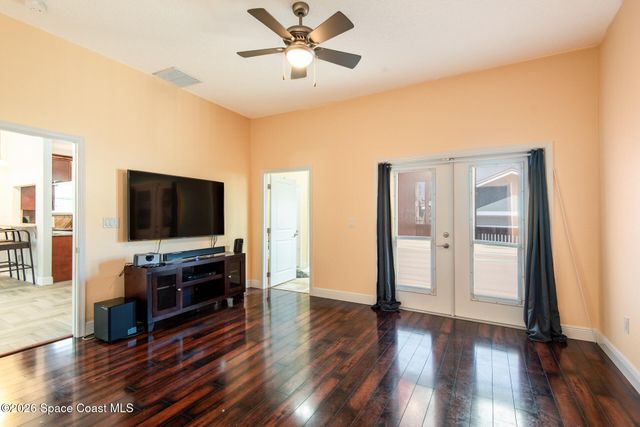 2100 Vernon Place, Melbourne, FL 32901