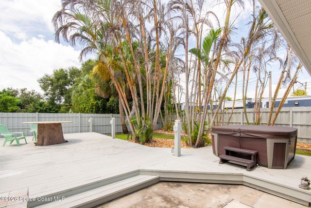 2100 Vernon Place, Melbourne, FL 32901