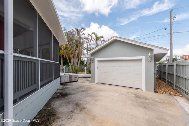 2100 Vernon Place, Melbourne, FL 32901