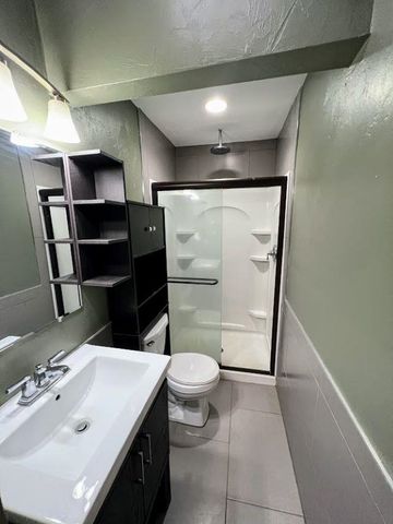 229 Westridge Drive, Tallahassee, FL 32304