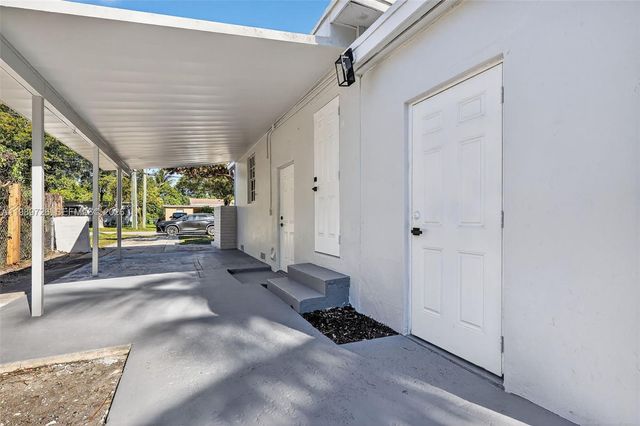 870 NE 144th Street, North Miami, FL 33161