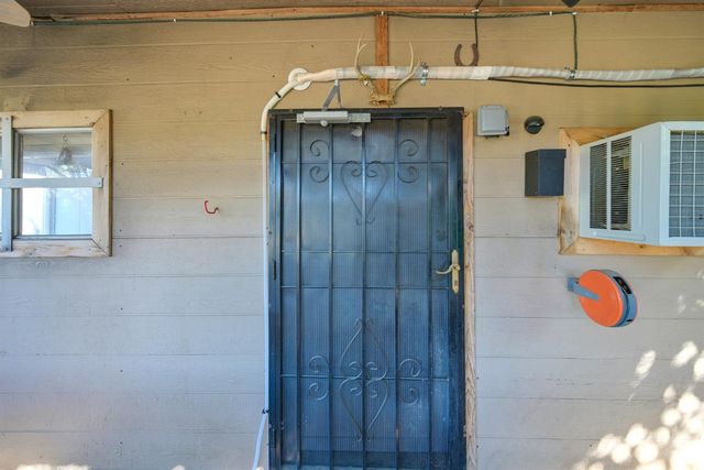 5327 22nd Ave, Sacramento, CA 95820