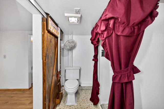 5327 22nd Ave, Sacramento, CA 95820