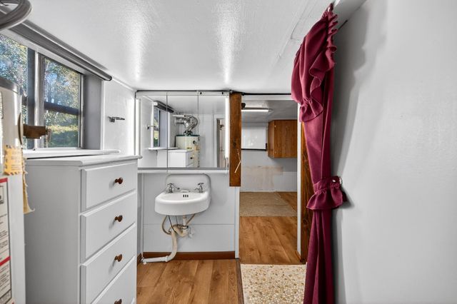 5327 22nd Ave, Sacramento, CA 95820