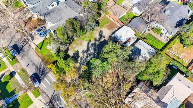 5327 22nd Ave, Sacramento, CA 95820