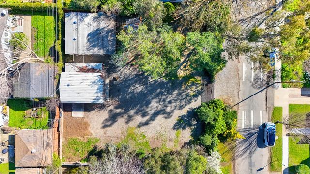 5327 22nd Ave, Sacramento, CA 95820