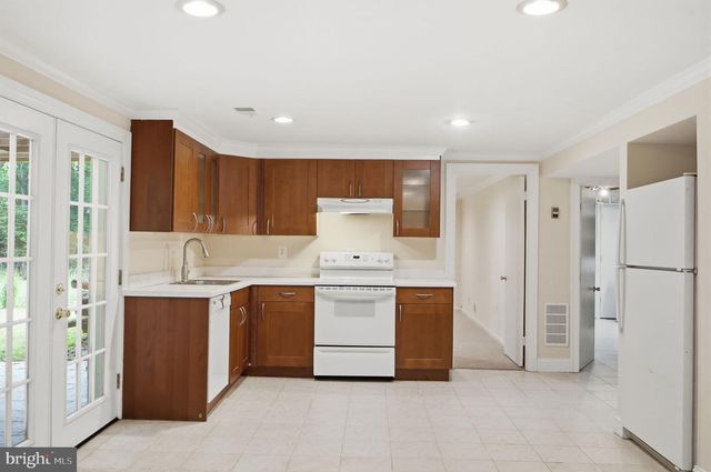 14204 PICCADILLY RD, Silver Spring, MD 20906