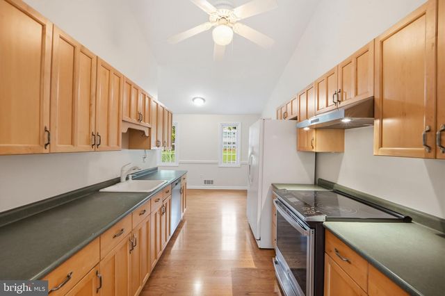 14204 PICCADILLY RD, Silver Spring, MD 20906