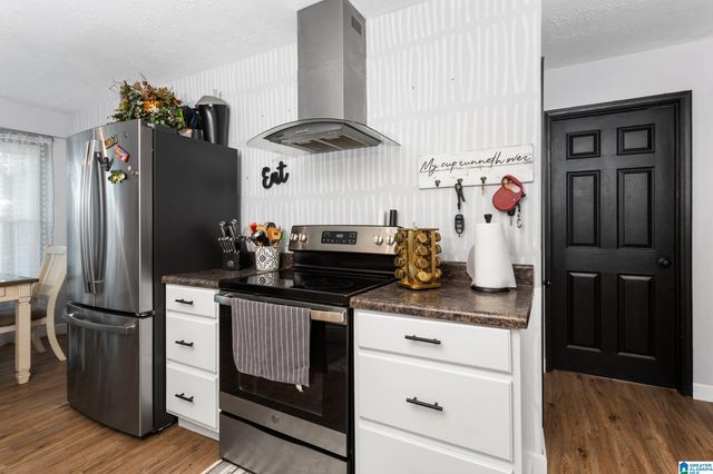 801 LYNELL COURT, Oxford, AL 36203