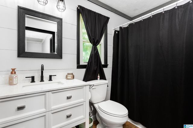 801 LYNELL COURT, Oxford, AL 36203